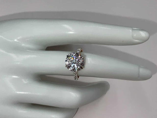 18 krt. geel gouden ring met diamant 4,54 crt. - afbeelding 9 van  17