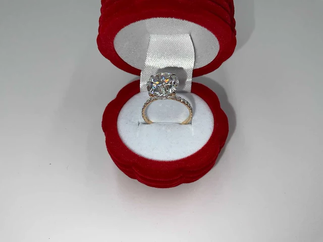 18 krt. geel gouden ring met diamanten 6,00 crt. - afbeelding 5 van  18