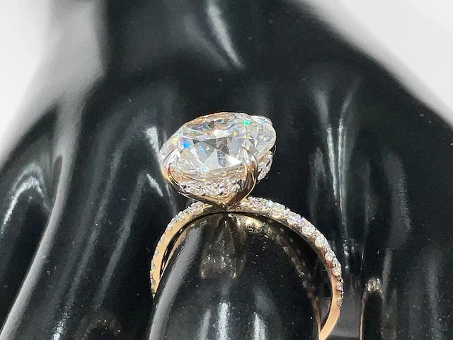 18 krt. geel gouden ring met diamanten 6,00 crt. - afbeelding 10 van  18