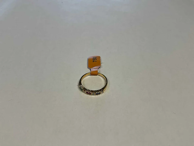 18 krt geelgouden ring - afbeelding 1 van  3