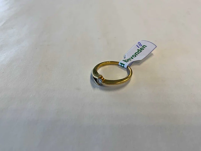 18 krt geelgouden ring - afbeelding 1 van  4