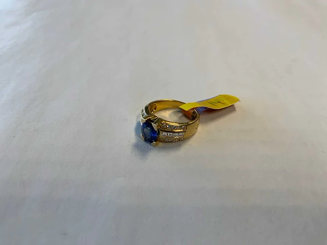 18 krt geelgouden ring - afbeelding 1 van  4