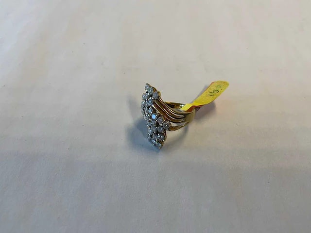 18 krt geelgouden ring - afbeelding 1 van  4