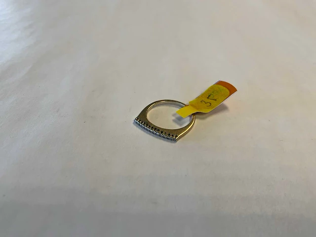 18 krt geelgouden ring - afbeelding 1 van  4