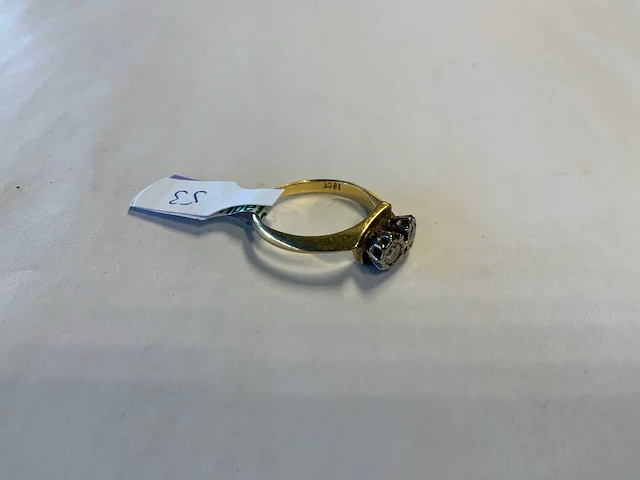 18 krt geelgouden slagring - afbeelding 2 van  4