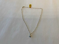 18 krt wit- en geelgouden fijn collier - afbeelding 1 van  4
