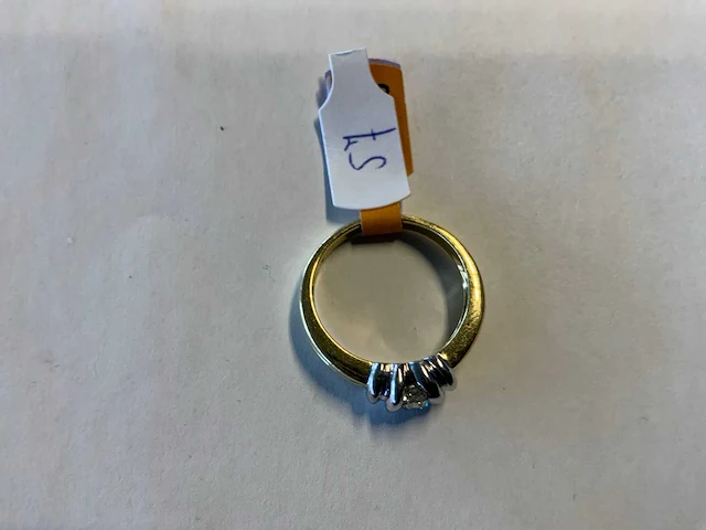 18 krt wit- en geelgouden solitairring - afbeelding 4 van  4