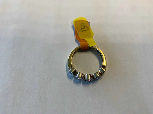 18 krt wit en geelgouden rijring - afbeelding 4 van  4
