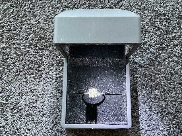 18 krt. wit gouden ring met 1,50 diamant e-vs1 met certificaat - afbeelding 5 van  13