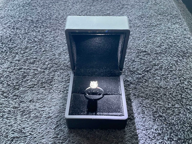 18 krt. wit gouden ring met 1,50 diamant e-vs1 met certificaat - afbeelding 8 van  13