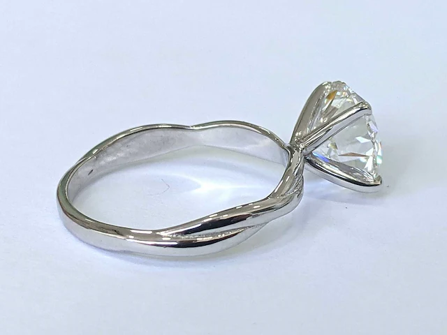 18 krt. wit gouden ring met 3,05 crt. diamant f-vs1 met certificaat - afbeelding 6 van  8