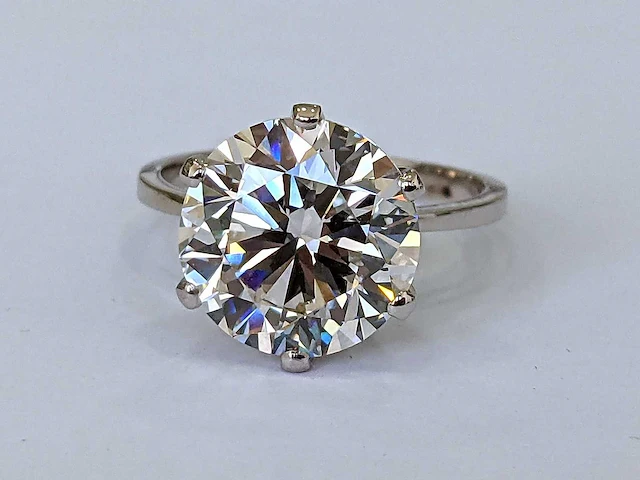18 krt wit gouden ring met diamant 5.01crt - afbeelding 2 van  6