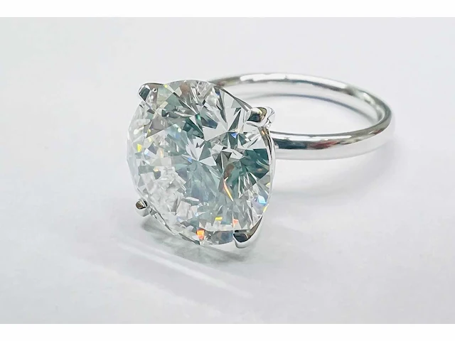 18 krt wit gouden ring met diamant 7,01 crt - afbeelding 1 van  5