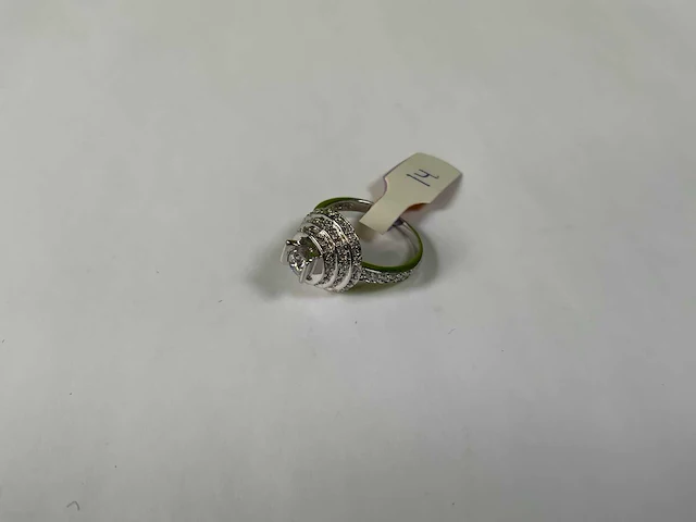 18 krt witgoud ring - afbeelding 1 van  5