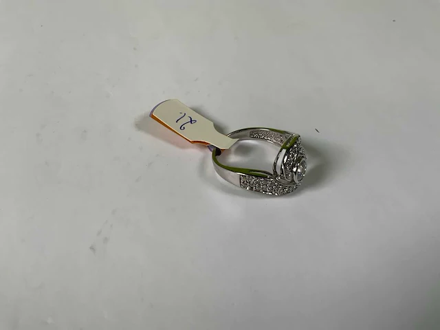 18 krt witgoud ring - afbeelding 2 van  5