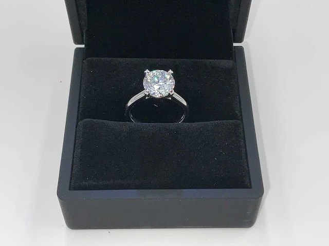 18 krt. witgouden ring met 3,06 crt. diamant - afbeelding 1 van  13