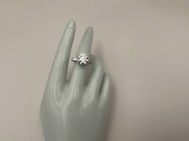 18 krt. witgouden ring met diamant 6,01 crt. - afbeelding 4 van  11