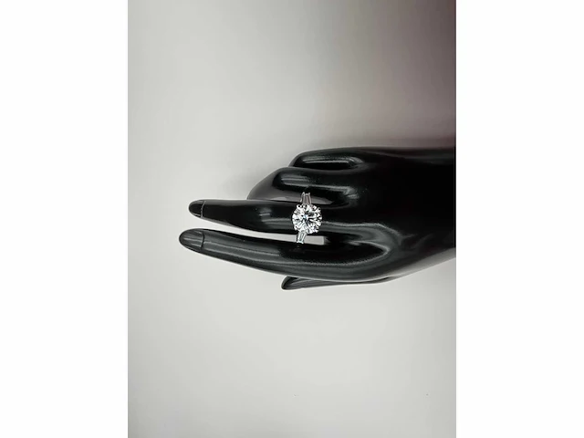 18 krt. witgouden ring met diamant 6,01 crt. - afbeelding 6 van  11