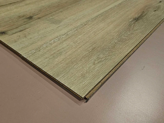 18 m2 pvc click plank op hdf - 1222 x 182 x 9 mm - afbeelding 2 van  3