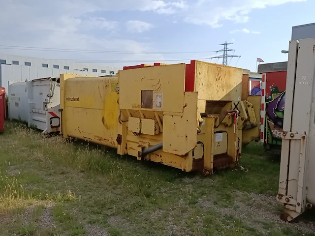 18 m3 haakarm afzet perscontainer, husmann, geel, 2009 - afbeelding 1 van  11