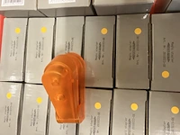 18 papierhechter in bakje zonder nietjes, heel gemakkelijk geen nietjes nodig - afbeelding 3 van  7
