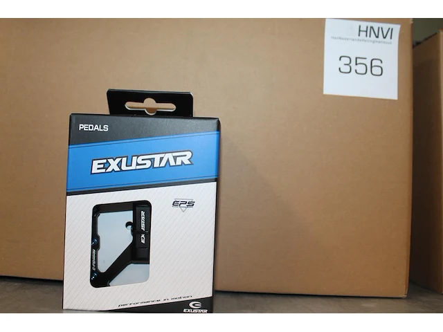 18 sets fietspedalen exustar e-pb557 in doos. - afbeelding 1 van  2