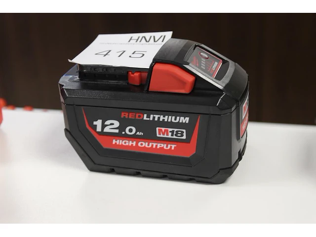 18 volt accu milwaukee m18 hb12 12.0 ah - afbeelding 1 van  2