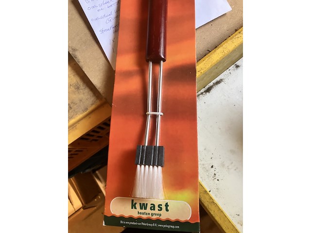 18 x bbq borsteltje met houten greep, zware kwaliteit - afbeelding 4 van  5