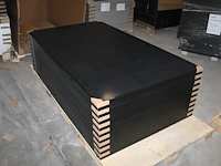 18 zonnepanelen hyundai hie-s435-hg full black. afmeting 100x190 cm. - afbeelding 1 van  2