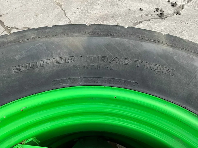 18.4r38 good year super traction radial banden met velg (2x) - afbeelding 4 van  13