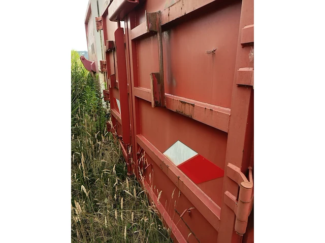 19 m3 haakarm afzetcontainer met milieu kleppen, buitenhuis, 2014 - afbeelding 6 van  9