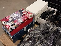 19 paar diverse merk schoenen, van lier, picardië, steptrinic, zwart - afbeelding 10 van  10