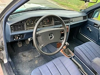191 mercedes-benz 190-serie - 190e personenauto - afbeelding 8 van  25