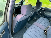 191 mercedes-benz 190-serie - 190e personenauto - afbeelding 14 van  25
