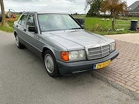 191 mercedes-benz 190-serie - 190e personenauto - afbeelding 20 van  25