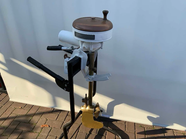 1920 soderbloms buitenboordmotor - afbeelding 4 van  7