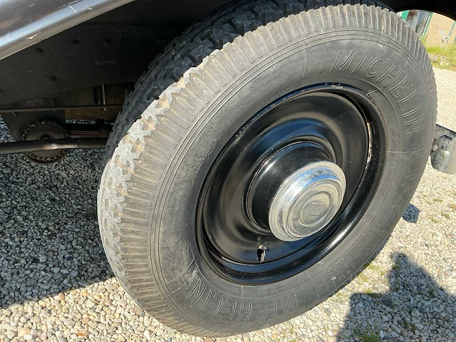 1934 renault viva quatre oldtimer - afbeelding 16 van  72