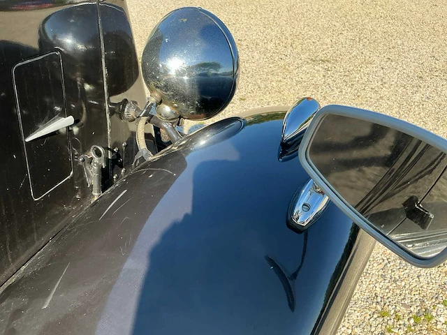 1934 renault viva quatre oldtimer - afbeelding 47 van  72