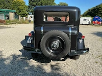 1934 renault viva quatre oldtimer - afbeelding 56 van  72