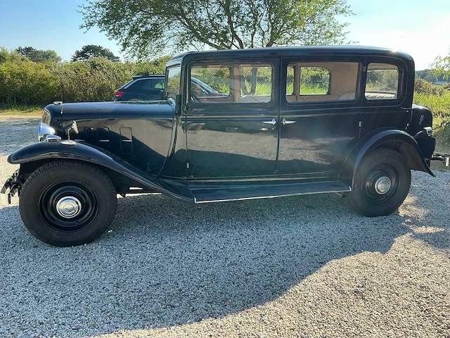 1934 renault viva quatre oldtimer - afbeelding 71 van  72