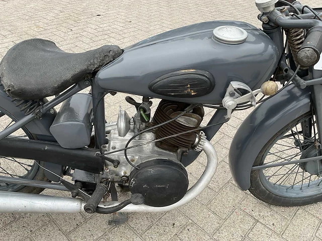 1936 victoria motorfiets - afbeelding 13 van  16