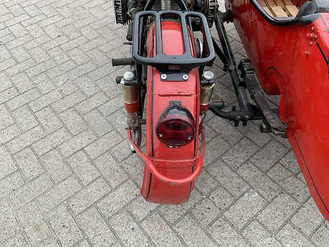 1942 dnepr m72 motorfiets met zijspan - afbeelding 7 van  19