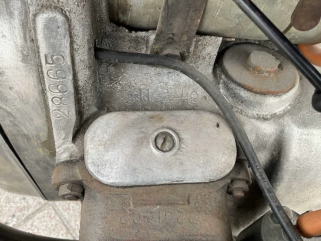 1942 dnepr m72 motorfiets met zijspan - afbeelding 11 van  19