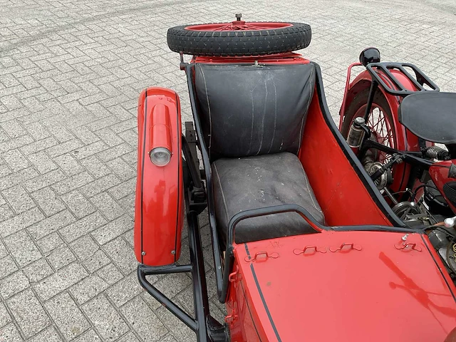 1942 dnepr m72 motorfiets met zijspan - afbeelding 18 van  19