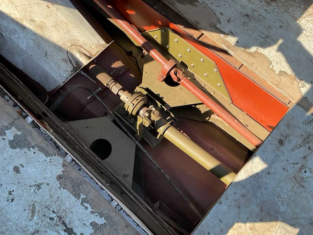 1943 dukw 353 6x6 amfibievoertuig - afbeelding 21 van  48