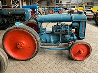 1943 fordson n industry oldtimer tractor - afbeelding 12 van  16