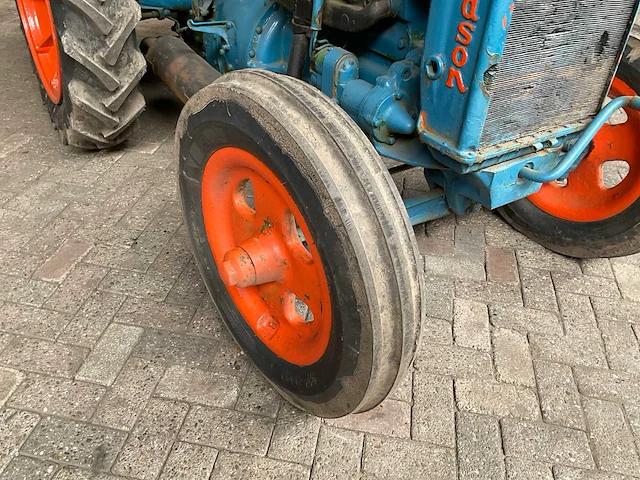 1943 fordson n oldtimer tractor - afbeelding 7 van  16