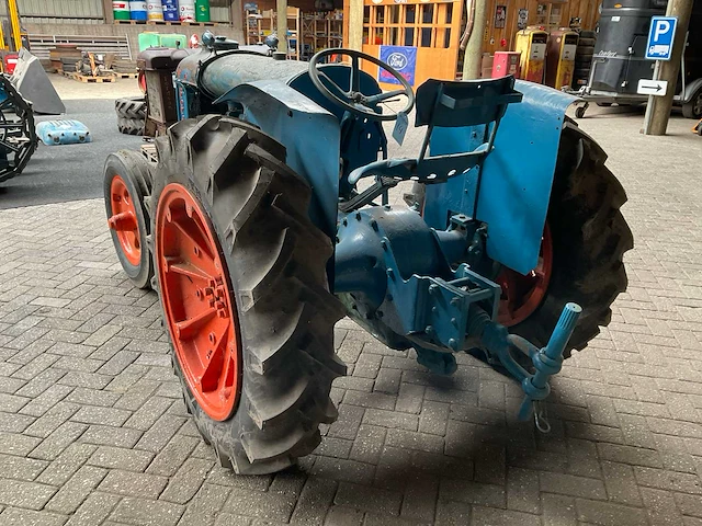 1943 fordson n oldtimer tractor - afbeelding 9 van  16