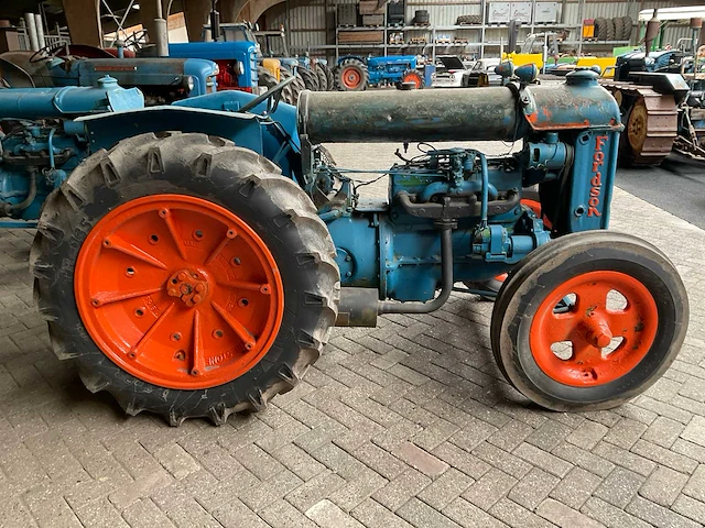 1943 fordson n oldtimer tractor - afbeelding 15 van  16