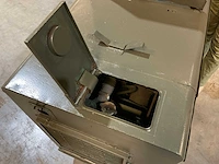 1943 us army petrol noodstroomaggregaat - afbeelding 5 van  14